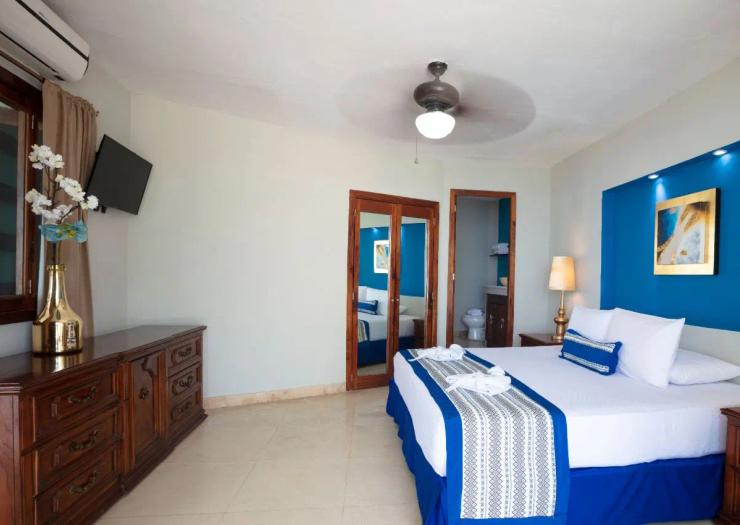 Master Suite Blue Chairs Beachfront Resort Puerto Vallarta - Sólo Adultos Mexico Master Suite Blue Chairs Beachfront Resort Puerto Vallarta - Sólo Adultos Mexico